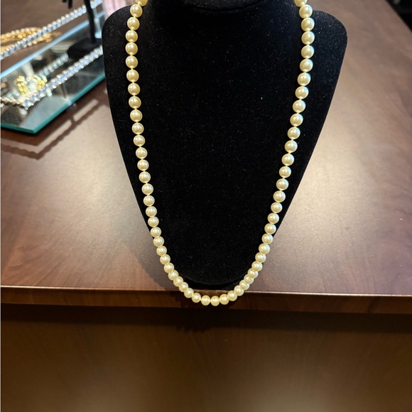 Vintage Ivory Faux Pearl Necklace 24” Strand Filigree Clasp - Picture 3 of 6